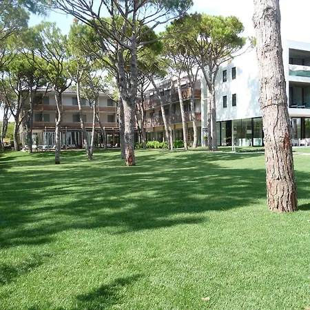 Mediterraneo Suite&residence 4*