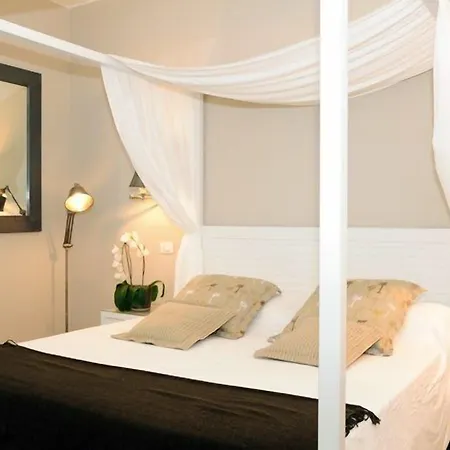 Mediterraneo Suite&residence Hotel
