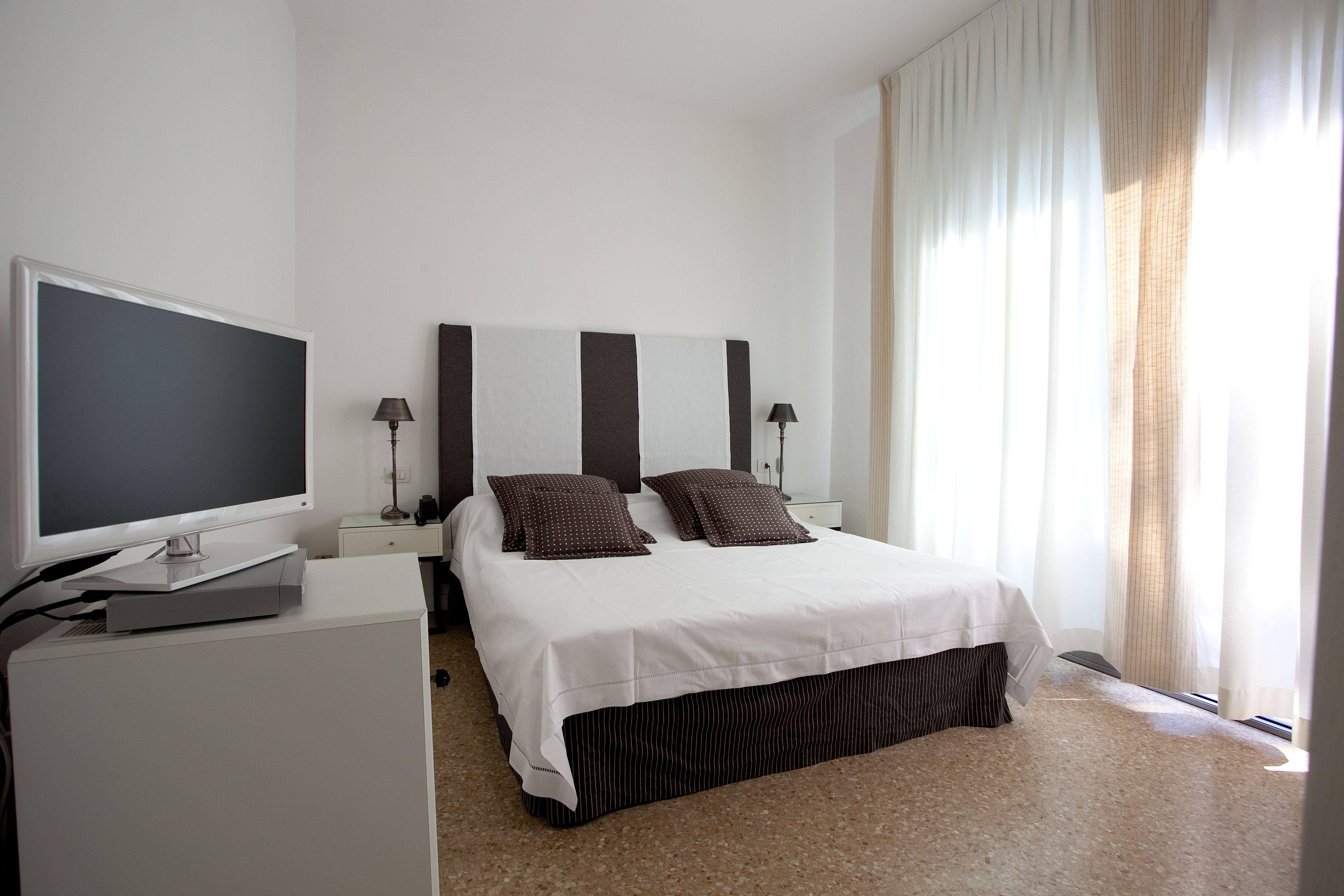 Mediterraneo Suite&residence 4*