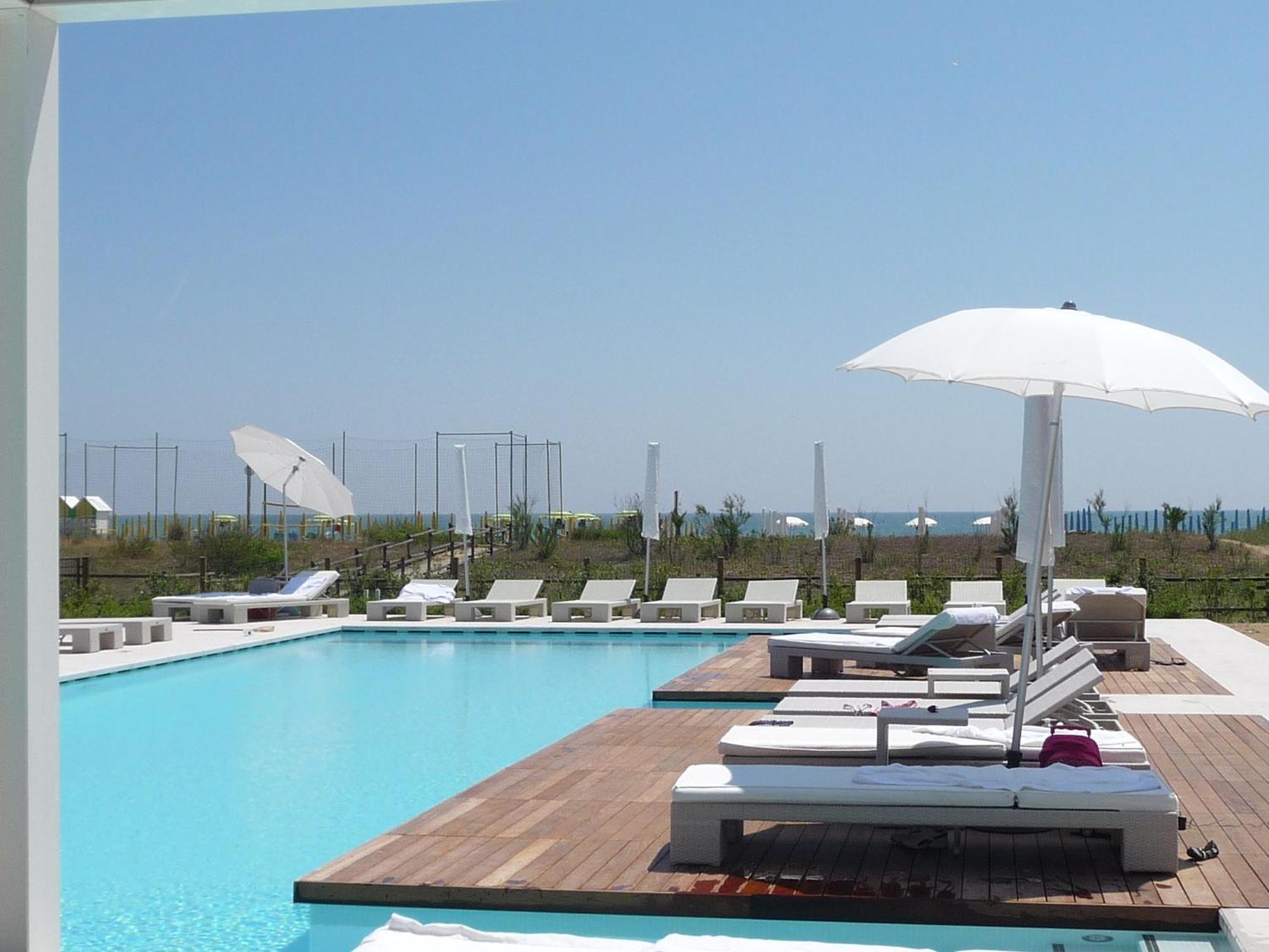 Hotel Mediterraneo Suite&residence 4*