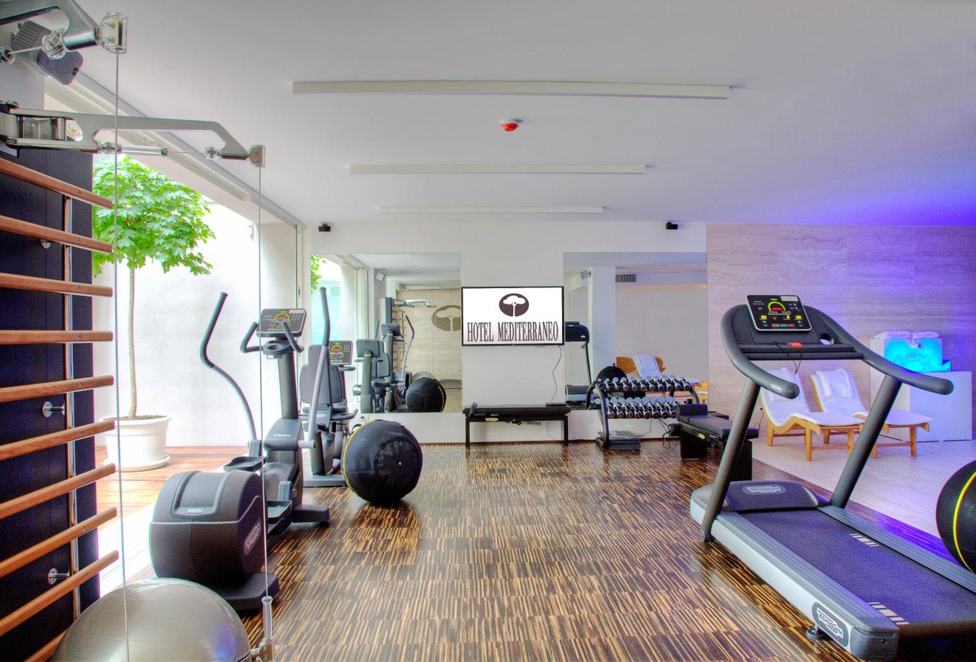 Mediterraneo Suite&residence Hotel 4*